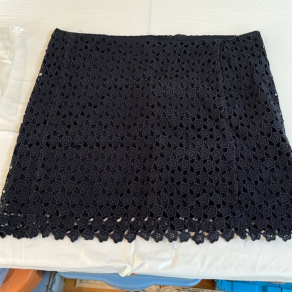 Joe Fresh size 12 navy crochet / lace lined mini skirt dress up or down